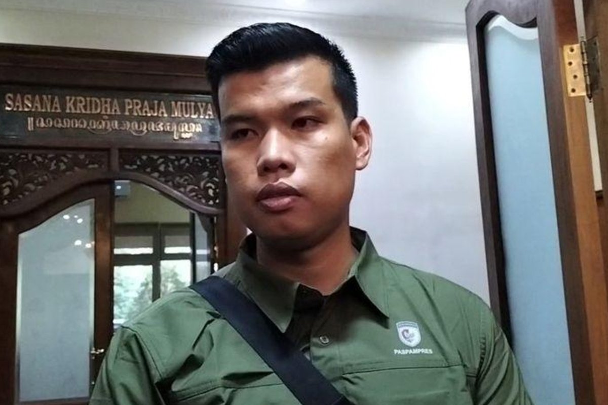 Heri Misbah Paspampres memukul sopir truk pada Selasa (9/8/2022) lalu, di Kota Solo, tanpa alasan. Sudah minta maaf, tp Walikota merasa tak cukup sekedar minta ma'af