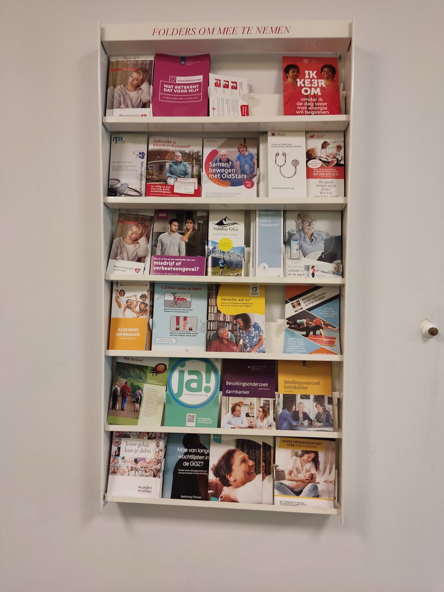 john_wilden's tweet photo. @IVO_Research @nadjajungmann @GeraNagelhout @CAPHRI_UM @MaastrichtU Bij mijn huisarts geen informatie over de impact van #geldstress op je gezond. Zonde want het materiaal is gratis verkrijgbaar 👉 https://t.co/OvUV6TFwS8
 #schulden #huisarts #geldzorgen https://t.co/IhF88QPp0r