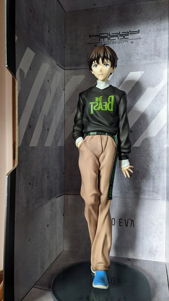 ttonnicha's tweet photo. #Evangelion #RADIOEVA #shinjiikari 
Get in the box, Shinji🤩 https://t.co/ttWCnA503O