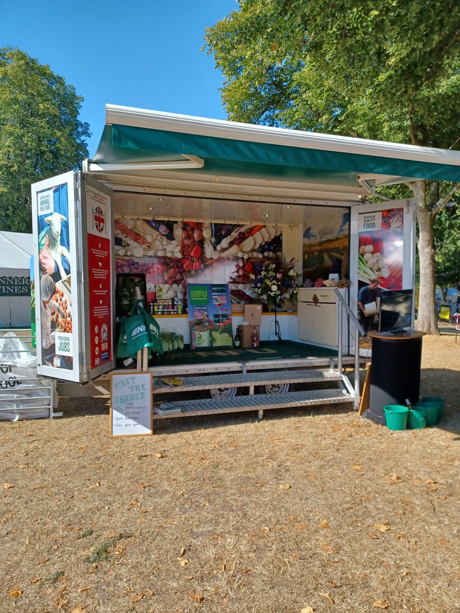 NFUShrops's tweet photo. All set up at @ShrewsFlowerShw, to promote the produce of Shropshire.
@PDMProduce @shropshirepetals
@b_freshfarm , @NFUWestMids 
#Shropshiregoodfood https://t.co/kPoNpCxkxz