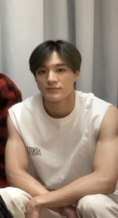 nctzenbase's tweet photo. 🫶 GOMEN KAK 🙏🏻 https://t.co/uKq4kIluHe