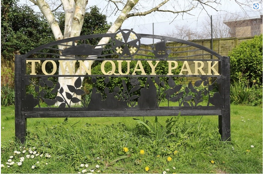 DorsetOne's tweet photo. Southampton Parks officially recognised as the country's best with a Green Flag award. Among them new for 2022 is #TownQuay #fresh air #greenspaces #commercialrealestate #centralparks close by @DorsetOne #healthylifestyle #greenenvironment https://t.co/HHIyhe3d6j