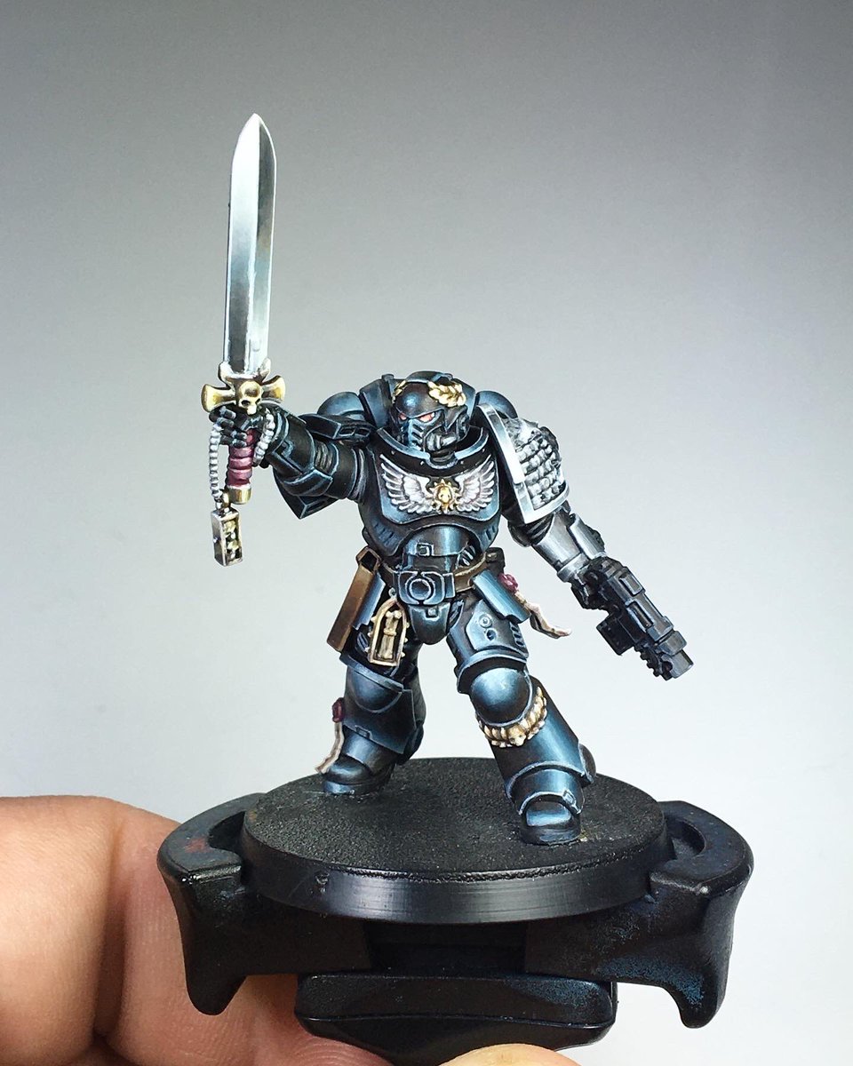 efendibuten's tweet photo. hi everyone, deathwatch primaris lieutenant hope you like it..🍻 https://t.co/MvXiL2dAQE #warhammer #warhammer40k #WarhammerCommunity #WarhammerArt https://t.co/GbEvUr3oVN