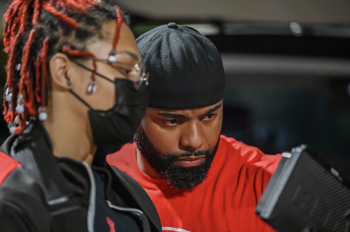 DyRec's tweet image. No rich parents, no handouts, no favors, straight hustle, all day, everyday ⭕️🎥 #RecFocus #Filmmaking #movie #MoveToEarn #Director #Trending