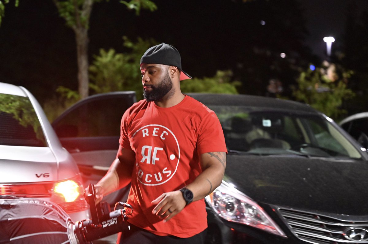 DyRec's tweet image. No rich parents, no handouts, no favors, straight hustle, all day, everyday ⭕️🎥 #RecFocus #Filmmaking #movie #MoveToEarn #Director #Trending