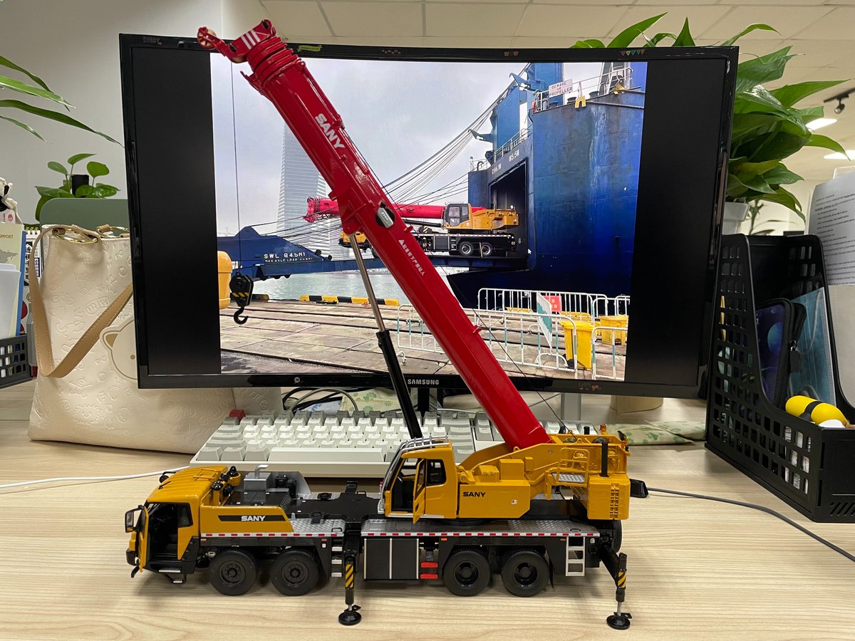 LeahLi06091213's tweet photo. Offering machine model as gift while purchasing machines🤩 🤩 🤩
#machinery #crane #construction #hoisting #sany #xcmg #zoomlion #liugong #shantui #lonking #mobilecrane #newindu https://t.co/mGlbBSjbf2