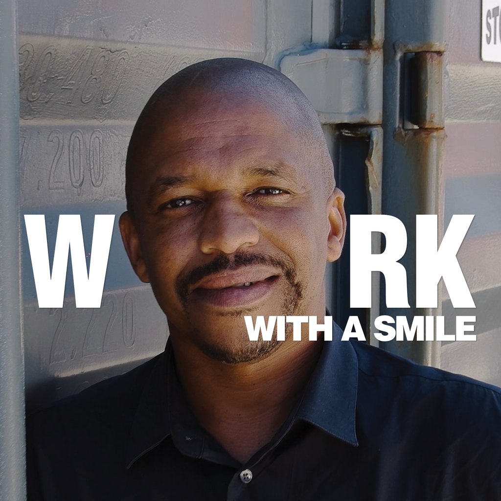 Inospace2's tweet photo. Our onsite park management team will always greet you with a smile. Whether it’s a receptionist, security guard, park manager or maintenance crew member - assistance is never far at an Inospace Serviced Logistics Park.🤝 #spacethatworks #logistics #offices #industrial #storage https://t.co/fmztT1EmCy