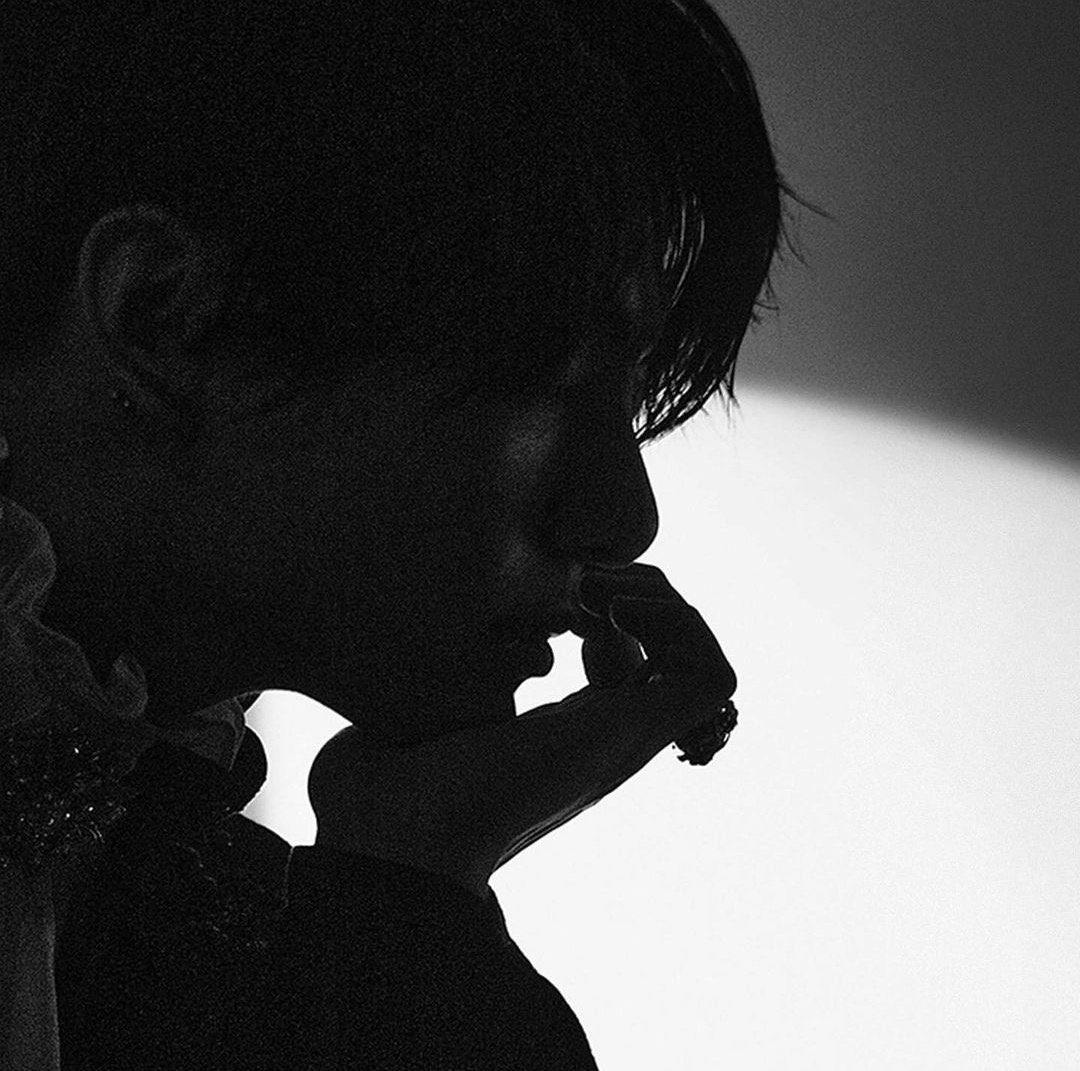 jvnggkuk's tweet photo. @BTS_twt WOAH???? https://t.co/7gMLYGdsak