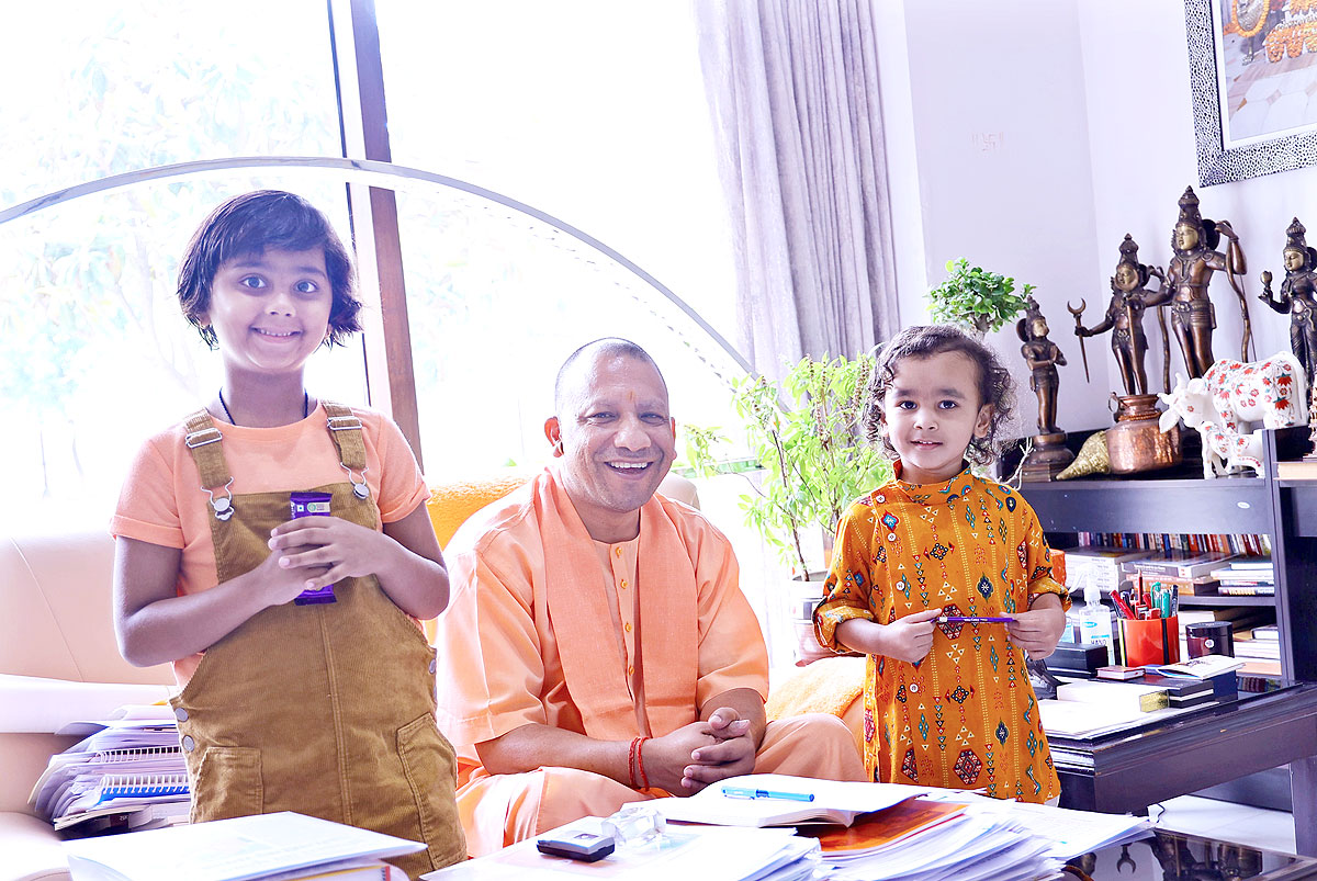 Yogi Adityanath tweet media