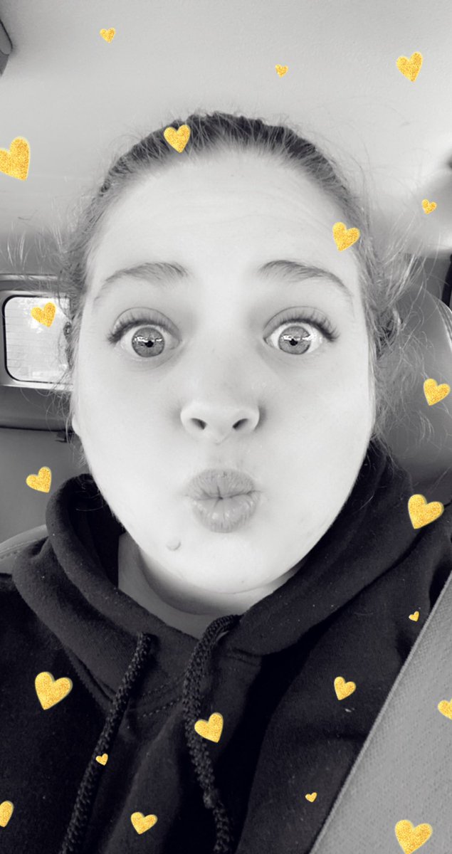 Tink02ily's tweet photo. #selfies #snapchat #filters #cute https://t.co/jFCxH9c8OM