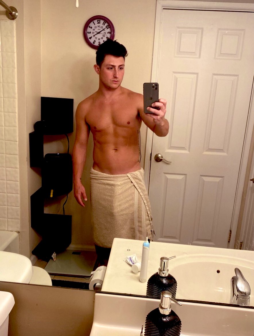 daddy_jacob12's tweet image. Hungry? 😋