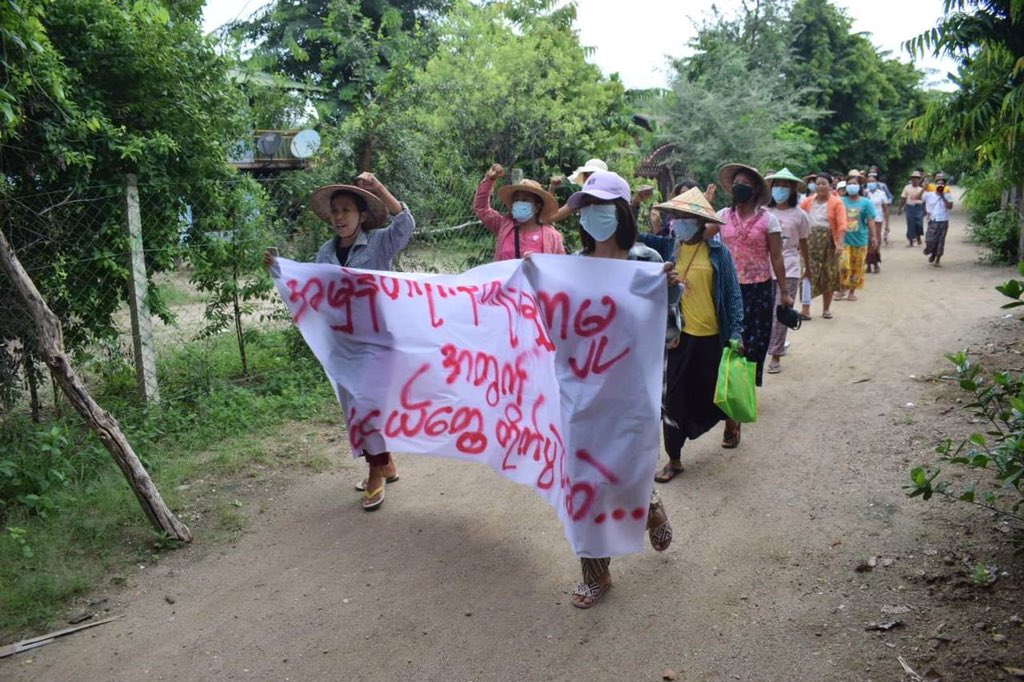 hanny_2004s's tweet photo. Joint forces of pro-democracy villagers of several villages from northern Salingyi township and eastern Yinmarbin township staged a strike against military dictatorship. #2022Aug12Coup #CrimesAgainstHumanity #WhatsHappeningInMyanmar https://t.co/1CgPepGbAb