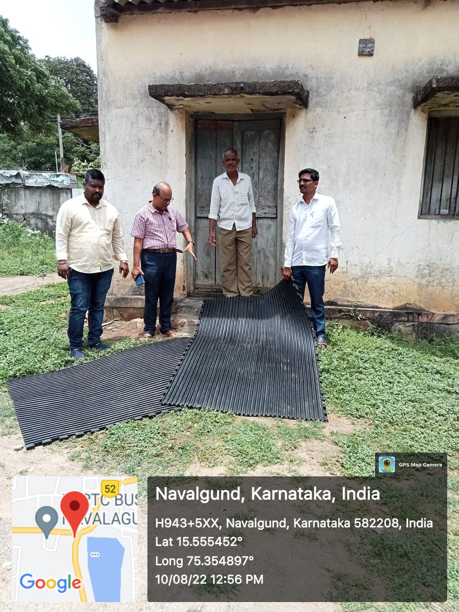 AHVS_Karnataka's tweet image. ದಿನಾಂಕ: 12/08/2022 ರಂದು, ಧಾರವಾಡ ಜಿಲ್ಲೆಯ ನವಲಗುಂದ ತಾಲ್ಲೂಕಿನಲ್ಲಿ ಫಲಾನುಭವಿಗಳಿಗೆ  ನೆಲಹಾಸು ವಿತರಣೆ ಕಾರ್ಯಕ್ರಮವನ್ನು ಡಾ.ಉಮೇಶ್ ಏನ್ ಕೊಂಡಿ ಉಪನಿರ್ದೇಶಕರು(ಆಡಳಿತ) ರವರ ನೇತೃತ್ವದಲ್ಲಿ ಹಮ್ಮಿಕೊಳ್ಳಲಾಯಿತು.
#Cowmat #Dharwad