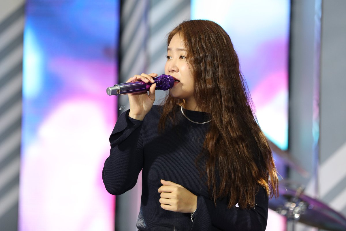 sistarbox's tweet image. 220811 #소유 #SOYOU 여름휴가를 책임질 띵곡?띵콘 #띵곡띵콘  sistarbox.blogspot.com/2022/08/220811…