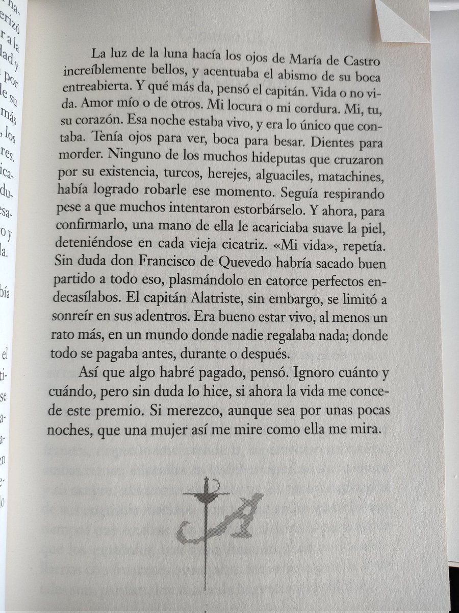 Arturo Pérez-Reverte tweet media