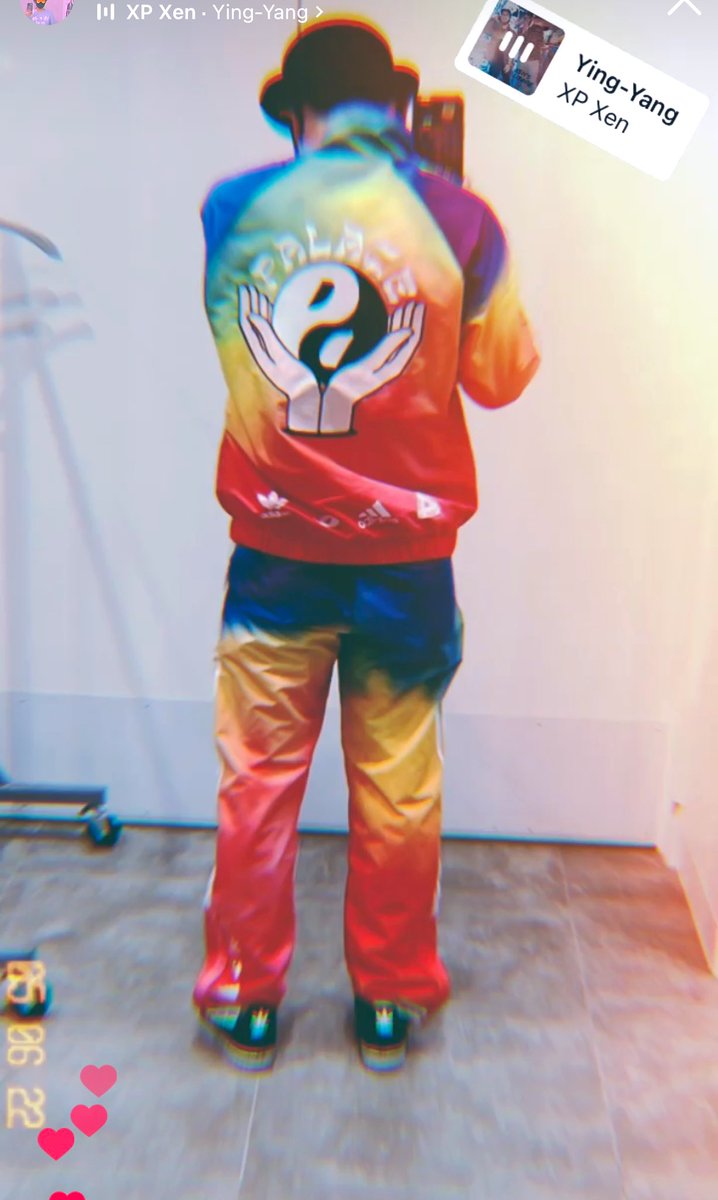 yallrocksick's tweet photo. Tie Dye柄とかTRIP柄的なの(何て言うんだろこういう柄?)がすごい好きなんだけど、セットアップで着ると目立ち過ぎて別々に着がちってハナシ。
#adidas
#PALACE
#PALASTE
#SASQUATCHfabrix.
#TRIPLANDTIEDYECAMO
#TRIPLAND https://t.co/VOEmU4b8oF