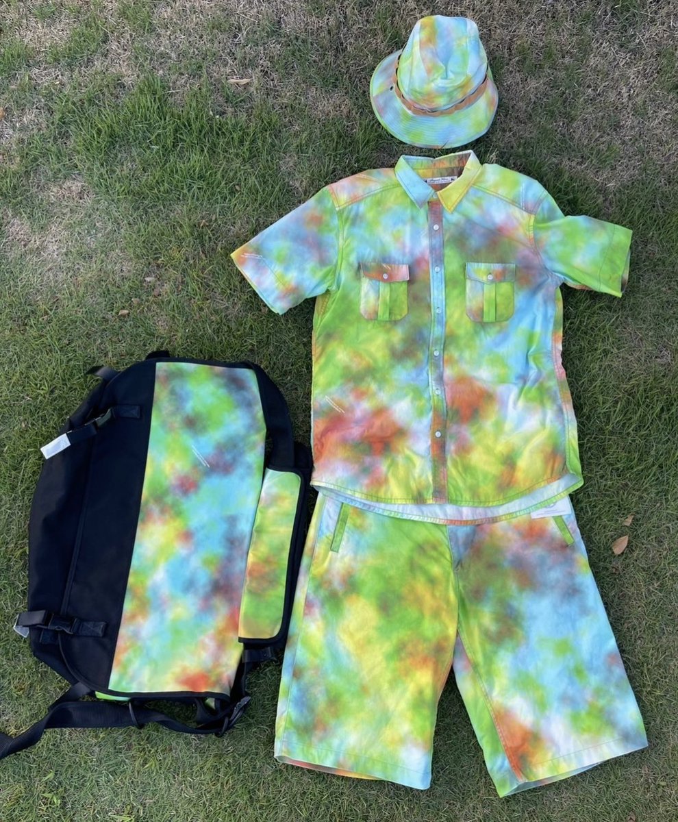 yallrocksick's tweet photo. Tie Dye柄とかTRIP柄的なの(何て言うんだろこういう柄?)がすごい好きなんだけど、セットアップで着ると目立ち過ぎて別々に着がちってハナシ。
#adidas
#PALACE
#PALASTE
#SASQUATCHfabrix.
#TRIPLANDTIEDYECAMO
#TRIPLAND https://t.co/VOEmU4b8oF