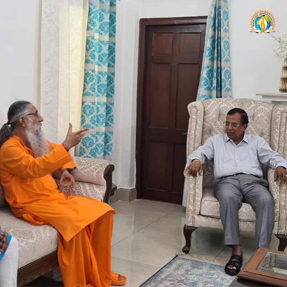 djjsworld's tweet photo. दिव्य ज्योति जाग्रति संस्थान के राष्ट्रीय सचिव स्वामी नरेंद्रानंद जी ने केंद्रीय वाणिज्य व उद्योग राज्य मंत्री श्री सोम प्रकाश जी से भेंट वार्ता की और उन्हे संस्थान द्वारा आयोजित किये जाने वाले आगामी जन्माष्टमी कार्यक्रम में आमंत्रित किया।

@SomParkashBJP #DJJSJanmashtami https://t.co/5Sqo9FiHTP
