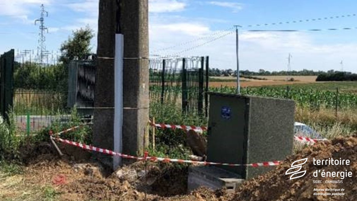 tecambresis's tweet photo. 𝗘𝗡 𝗜𝗠𝗔𝗚𝗘 │Les travaux concernant la rénovation et la mise en conformité de la distribution d’électricité au Hameau du Tronquoy à 𝗠𝗼𝗻𝘁𝗶𝗴𝗻𝘆 ont débuté cet été.
Financement : SIDEC 100 %
#réseaux #cambresis #syndicatdenergie #collectivites #travaux #AODE https://t.co/rLJkRgapdx