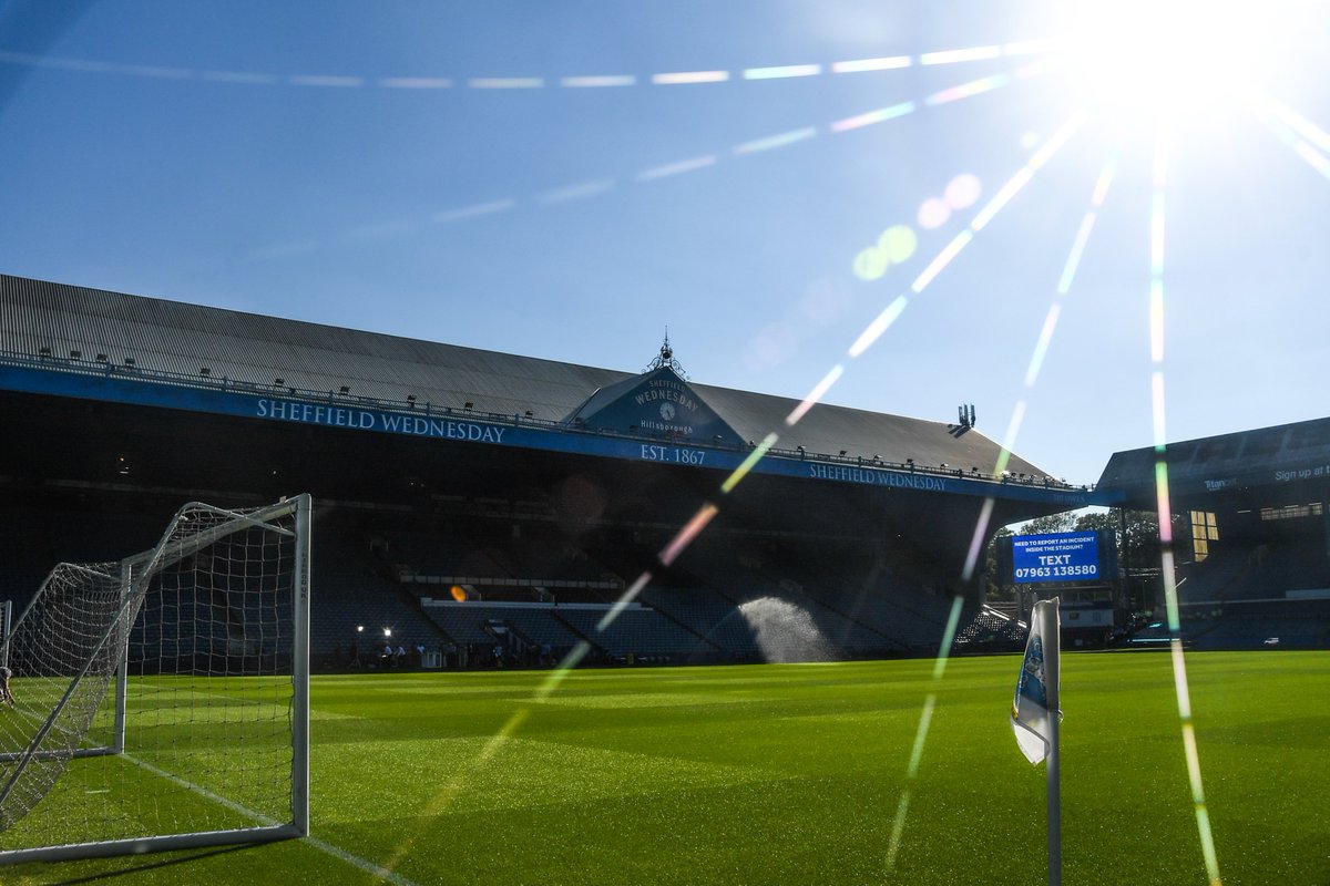 It’s time to pick this week’s half time challenge participants! 🦉 Each home game, three supporters will play for the chance to win a £50 Host & Stay voucher! 🙌 To take part, RT, follow @HostandStay and reply to this tweet with #hostandstay (18+ only) Good luck! 🔵⚪️ #swfc