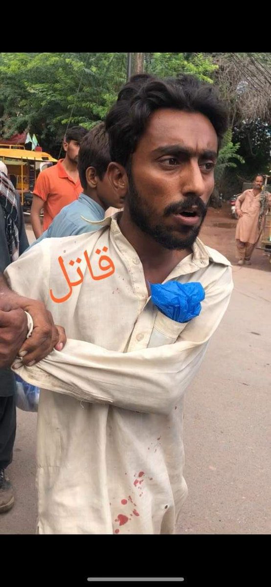 KashifMD's tweet photo. JUST IN: Religious extremist from Sargodha traveled to Rabwah &amp; killed a 60 year old Ahmadi at the bus stop by stabbing multiple times while chanting “Labbaik ya Rasulullah,” &amp; “Man Sabba Nabiyyan Faqtoluho.” Utter madness!!

Prayers for the victim &amp; his family. #AhmadiApartheid https://t.co/wkvEiP1BuY
