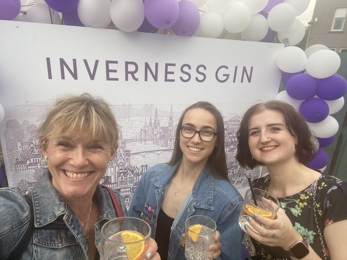 nickymarr's tweet photo. Fab to be invited to last night’s launch of #invernessgin - our Highland capital finally has one!
Distilled with chanterelles, seaweed, elderflower, lingonberries and peppercorns, it’s rich and creamy. Beautiful label too.
Thank you, Great Glen Distillery.
#RightEnough 🍸 https://t.co/5Hy3NDnoCK