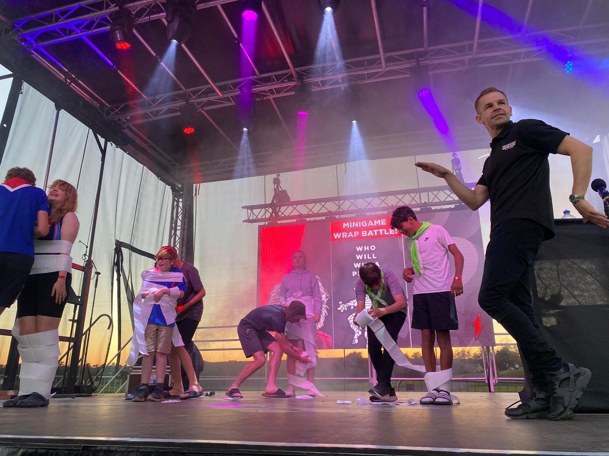 Red Rose 2024 tweet media