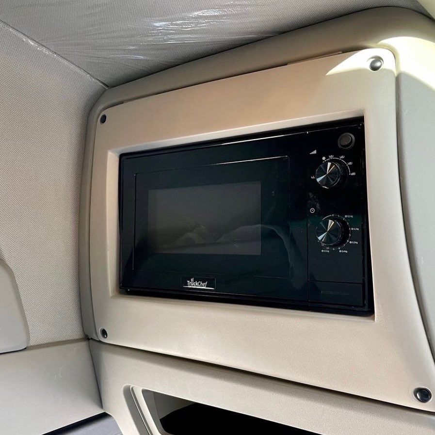 Kuda Automotive UK on X: Say hello to a truck drivers perfect companion 🚛  The industries leading 24v microwave oven, with its huge 20 litre capacity,  powerful 800w cooking output and tailored