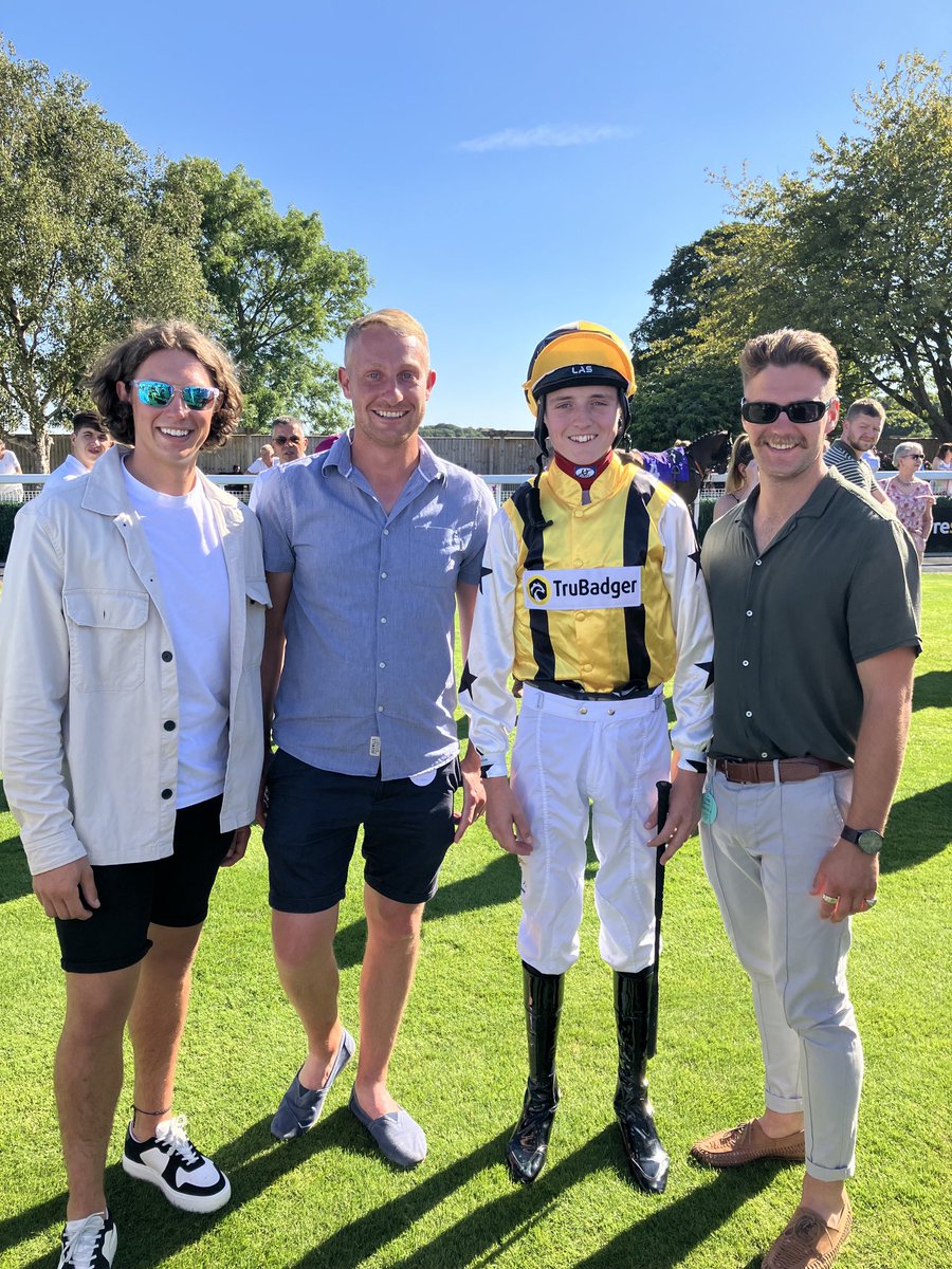 KennyCryptoStockings (@cryptostockings) on Twitter photo Great day <a href="/Beverley_Races/">Beverley Racecourse</a> with fellow <a href="/TheTruBadger/">TruBadger</a> holders <a href="/BenBirkhead/">Benji Birkhead</a> and <a href="/jshelley1998/">jack shelley</a>
A shame that <a href="/jonnypeate2/">jonny peate</a> lost his 100% record for <a href="/12minimumracing/">TheMemeahoilc</a> but I have no doubt, this young man is going places 🐎🚀
#TRUBADGER Great day <a href="/Beverley_Races/">Beverley Racecourse</a> with fellow <a href="/TheTruBadger/">TruBadger</a> holders <a href="/BenBirkhead/">Benji Birkhead</a> and <a href="/jshelley1998/">jack shelley</a>
A shame that <a href="/jonnypeate2/">jonny peate</a> lost his 100% record for <a href="/12minimumracing/">TheMemeahoilc</a> but I have no doubt, this young man is going places 🐎🚀
#TRUBADGER