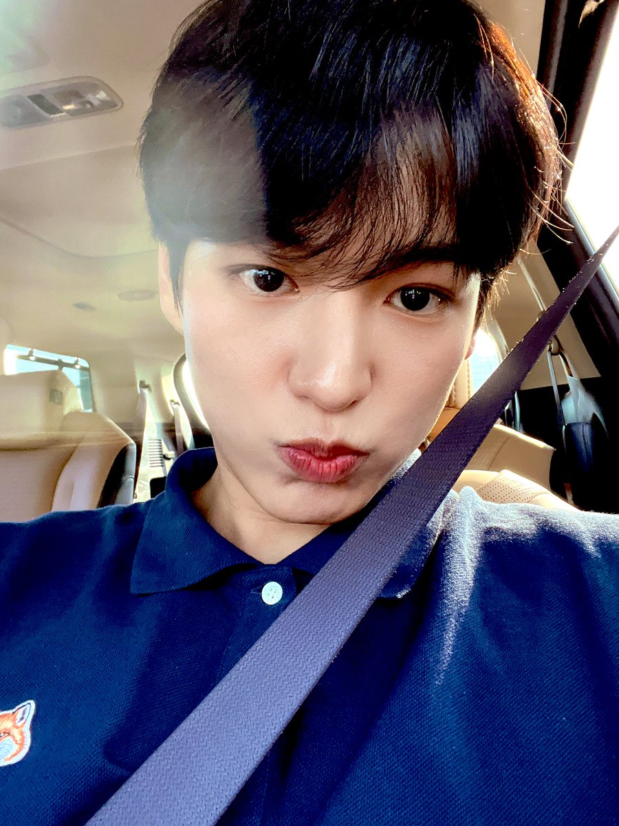 NewWorld_VICTON's tweet photo. [#찬]🖤-@
퇴근길…🚗 https://t.co/9Mg6g6Xu29
