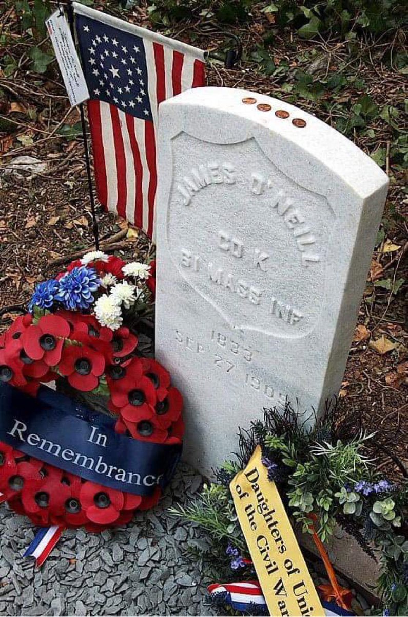 SUVCW's tweet photo. #DUVCW joined by #SUVCW and the @DeptofDefense Attaché - US Embassy London, recently placed a gravemarker for James O’Neill,
who served during the #CivilWar in the #USArmy’s 61st #Massachusetts. Huzzah!🇺🇸🇬🇧🇺🇸
@MHS1791 #veterans @USAinUK #CivilWarHistory #themonumentalproject https://t.co/uW4da378Gj