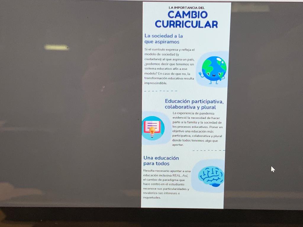 IBE_UNESCO's tweet photo. The Latin America and Caribbean #Master’s programme in Curriculum and Learning, partnered between @UCUoficial and @IBE_UNESCO, seeks to strengthen the national capacities to lead, support and assess processes of #curriculum transformation across different #educational levels. https://t.co/yJpSk0RtlZ