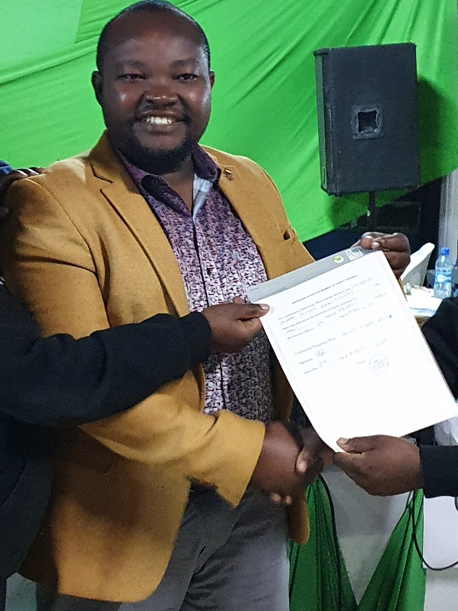 DouglasMusyoka's tweet photo. A new chapter in my life, 
Service to Humanity is Service to God.
Thanks Masii Ward, i promise to serve you diligently.

Thanks once more https://t.co/UZyIWbTD14