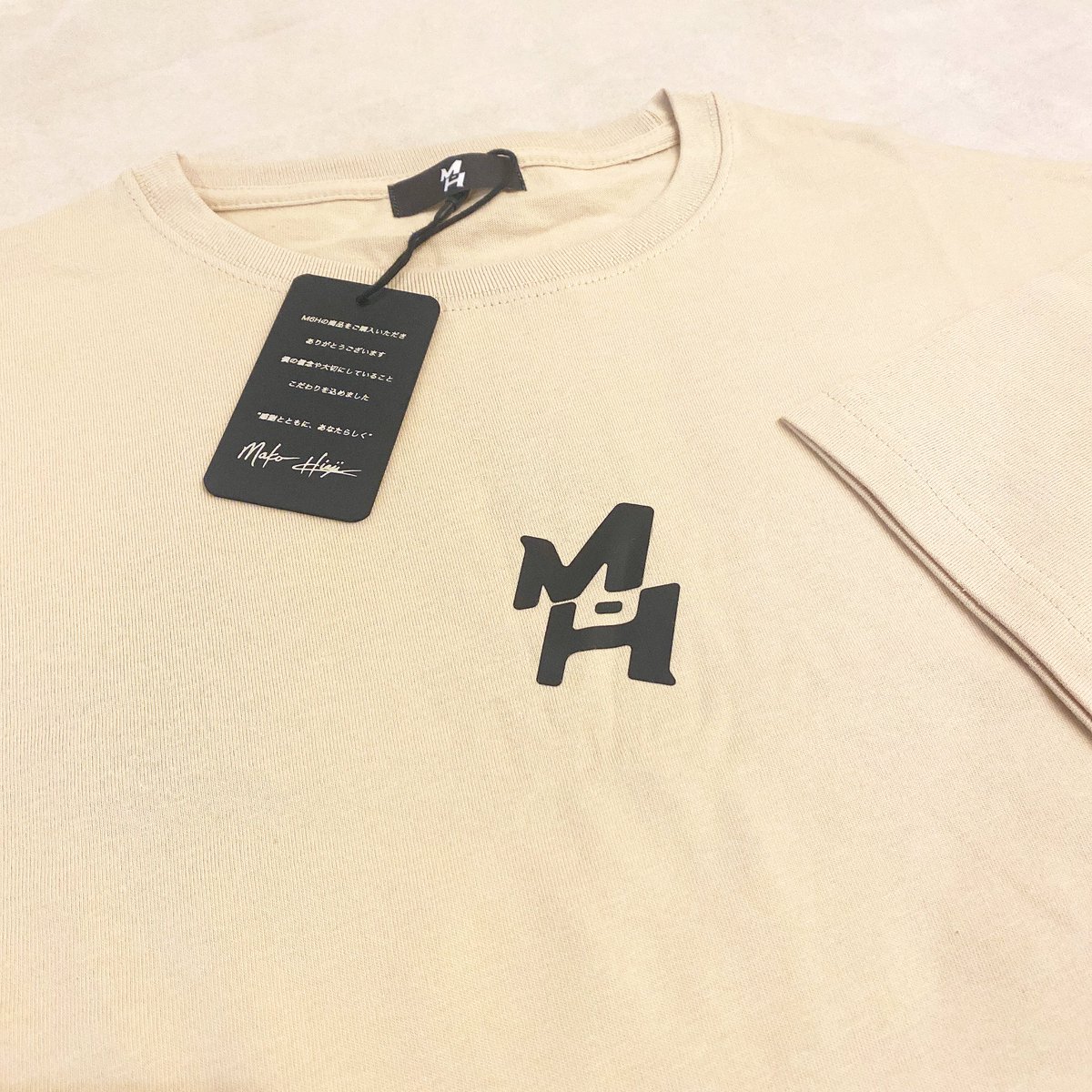 yu_mine67's tweet photo. アルバルクファンの昔からのお友だちから突然届いたものが、M6HのTシャツだった…‼︎634🐖
発売日がお仕事で諦めてたの。
いつでも簡単に買えるようなものでもないのに…Tシャツが発売されるよ、なんて言ってないのに…
うれしすぎるよ🥹🫶
ありがとう…ありがとう…ありがとう💗
#M6H
#まこサマー https://t.co/T4OSnQN044