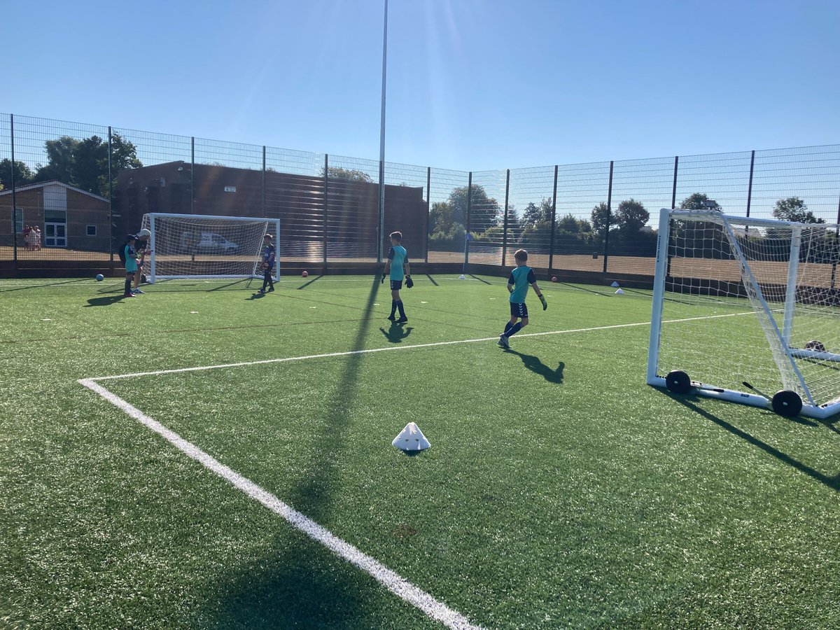 Cambridge United Goalkeepers tweet media