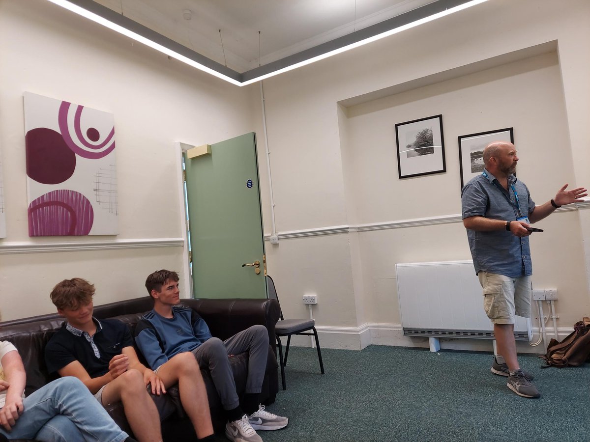 UHMBTCareers's tweet photo. Images from @BCTCareers workshops with @NCS  and @inspiraforlife. Forty-four brilliant young people from the Kendal area, hopefully inspired into careers in Health and Social Care. Learning about the journey from birth to death and the professionals involved.
#BlossomInHealthcare https://t.co/MvGFVg7ud7