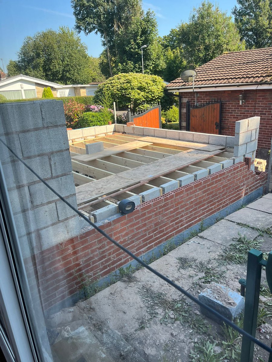 firstmaintenan1's tweet photo. @PrestwichHeysFC OLDHAM SITE - Bungalow extension https://t.co/hamjlcXds0