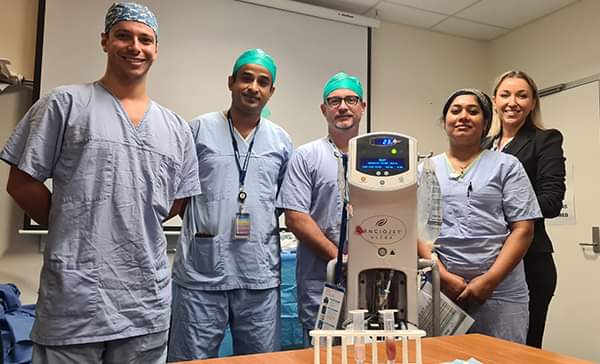 We bought an Angiojet AND it means our doctors and nurses provide a service not available outside SEQ! People with life threatening clots in the lungs can now be treated using a keyhole procedure in Cairns Hospital thanks to a donor and us.
Read more here: bit.ly/FNQHFAngiojet