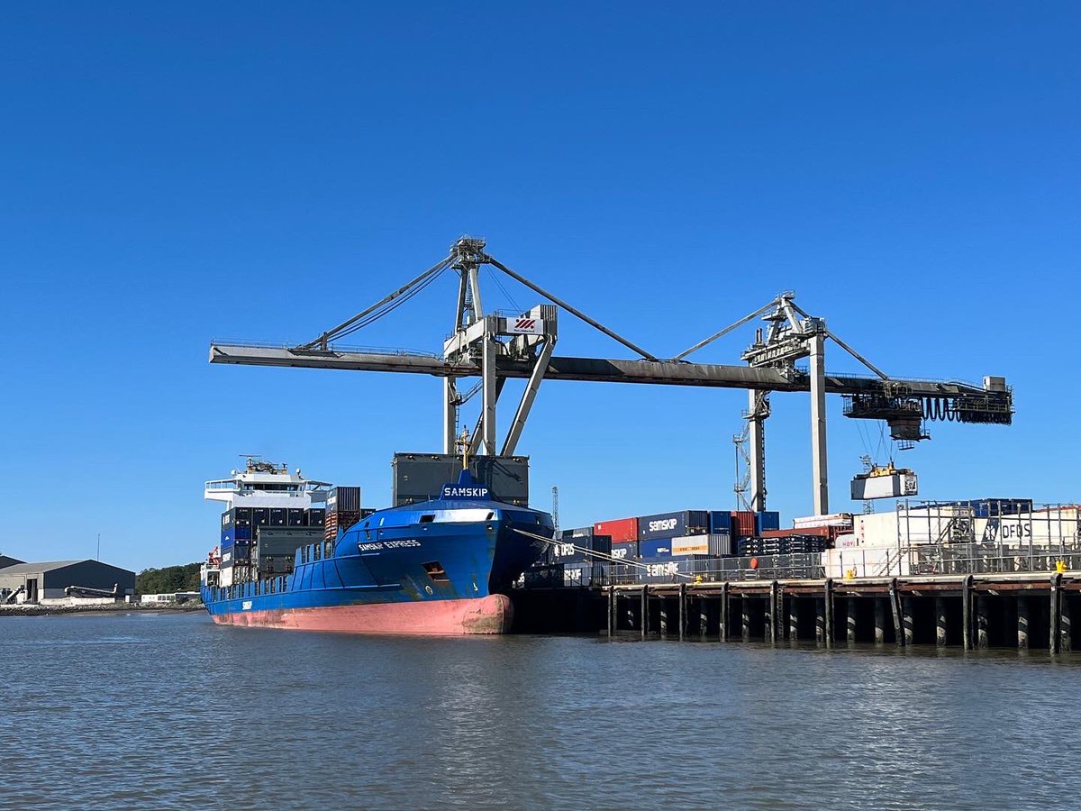 portalisproject's tweet photo. A magical day filming with @nemetontv up the Waterford Estuary and onto the River Suir at #Belview where the @PortofWaterford was busy at work. https://t.co/5E1svGwLOK