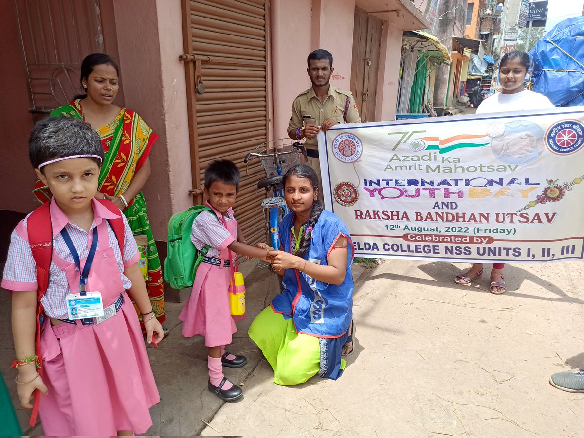 NSSUnit2_Belda's tweet photo. NSS Units I, II, III, Belda College are participating in Raksha Bandhan Utsav on the eve of International Youth Day by tying handmade Rakhis to the people of local communities.
@rdnss_kolkata @_NSSIndia @YASMinistry @PMOIndia @_NSSAwards @BeldaCollege https://t.co/MJmG4tQq7p