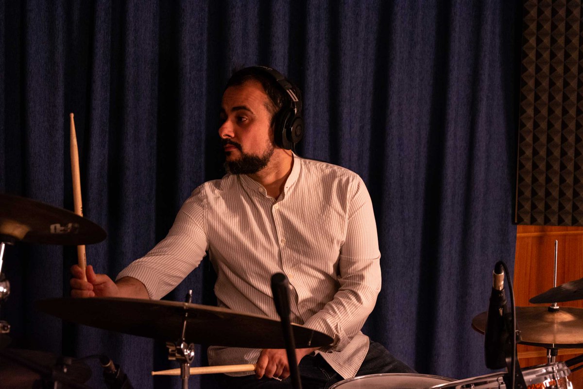 ph <a href="/_map_k_/">Leonardo Corgna</a> 

youtu.be/Vlf-fDnYzXE

#iching #bookofchanges #librodeimutamenti #drums #percussion #groove #worldmusic #musician #talentedmusicians #EmanuelePellegrini #recordingstudio #soundtrack #newmusic2022 #newmusicvideo #NewRelease #giorgiopanico #Italia #Funk #Jazz