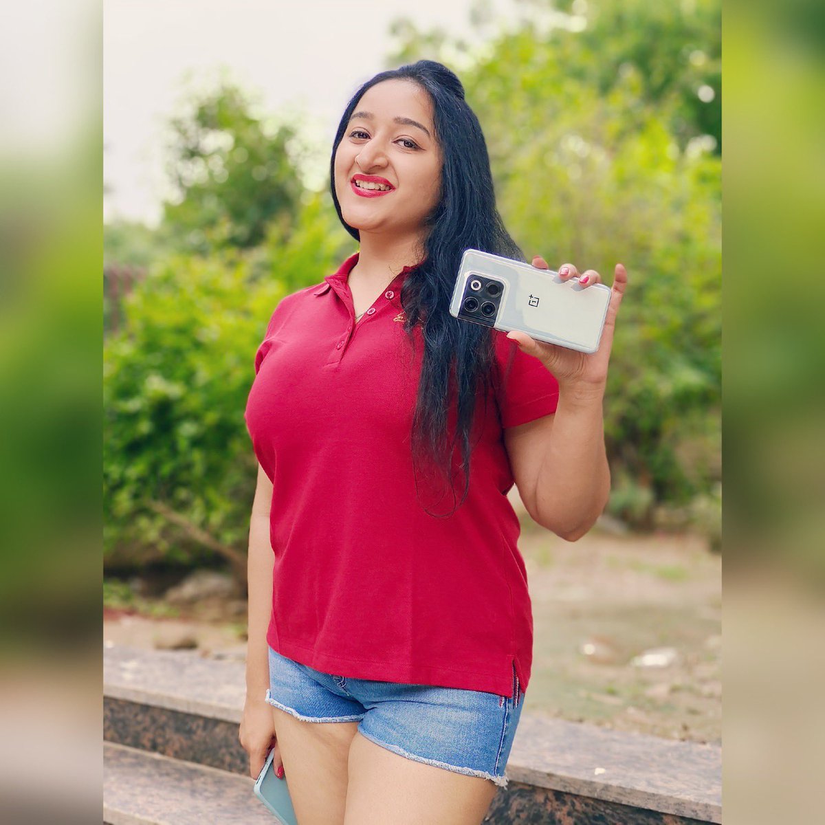 thenutrigurl's tweet photo. Unboxing video on The Nutri Gurl YouTube channel @OnePlus_IN @YouTubeIndia #YouTuber #oneplus #tech #thenutrigurl https://t.co/TW9MgwugUr