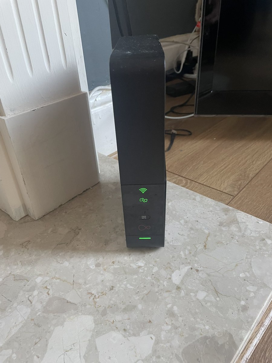 danwhite33's tweet photo. @virginmedia  8:00 am Thursday my internet is working, all be it poorly. 10:30 am an engineer calls at next door to sort some problems. I lose all internet connection and it is still off on Friday morning. My internet is connected to next doors box and my box is left like this https://t.co/ZJ55AbuxBo