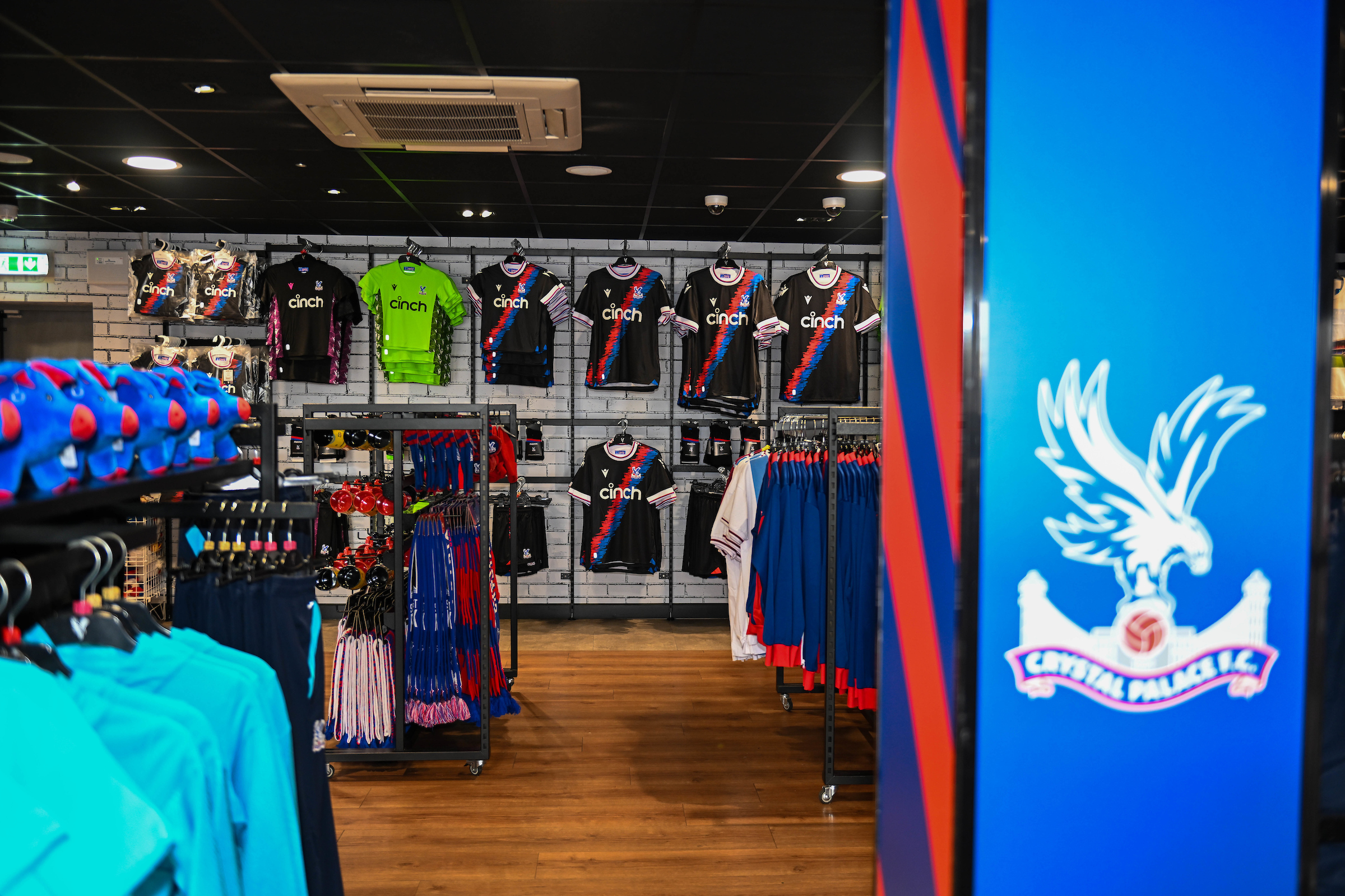 Crystal palace official store hot sale
