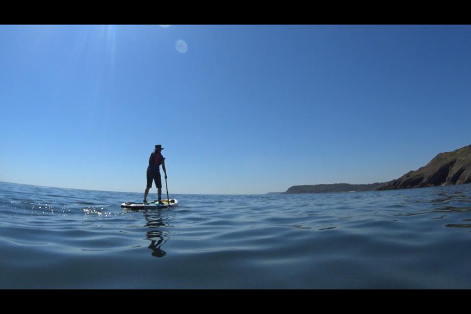 info_specific's tweet image. ☀️Some stunning #solarsnaps from our Comms manager, Sharon.

😎Breaking in her new paddleboard. Who wants to be in the sea today? Meeee!