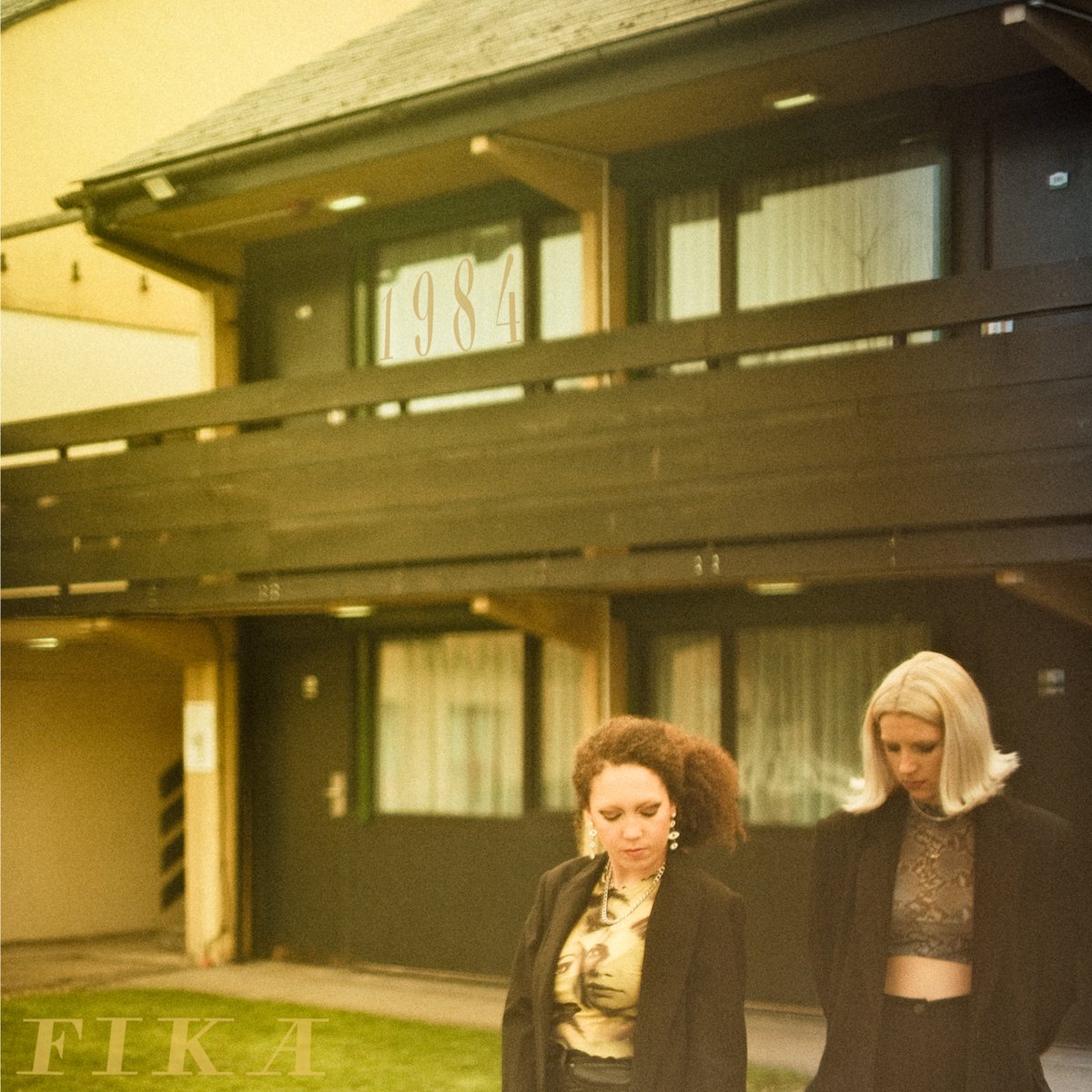 FIKA.BAND tweet media