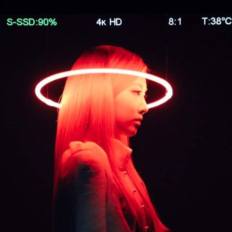 LoonaAsCats's tweet photo. 🦉 | eclipse by kim lip https://t.co/5n6KhPBM0q