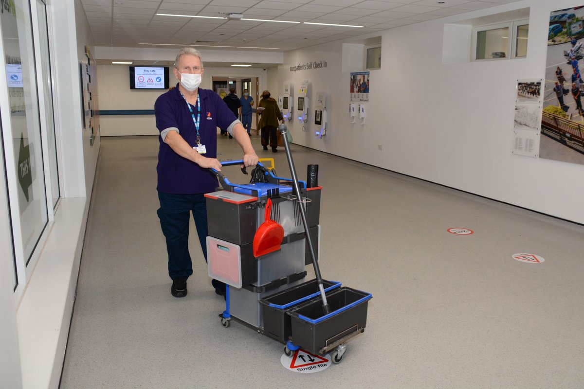 There is something for everyone in the #NHS which is why there is a range of roles to suit you.

If you'd prefer to work behind the scenes, you could choose a career in something like construction, facilities or business administration.

Take a look! orlo.uk/AicGf