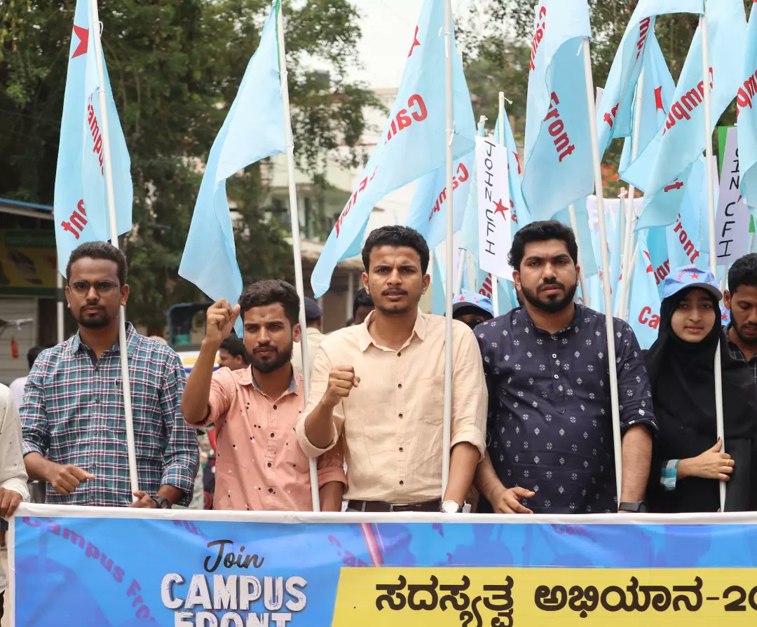 Chand_SaLman1's tweet photo. Glimpses of Membership Inauguration Program - 2022

#Gangavati
#CampusFront💙 https://t.co/hJlDWYRMSD