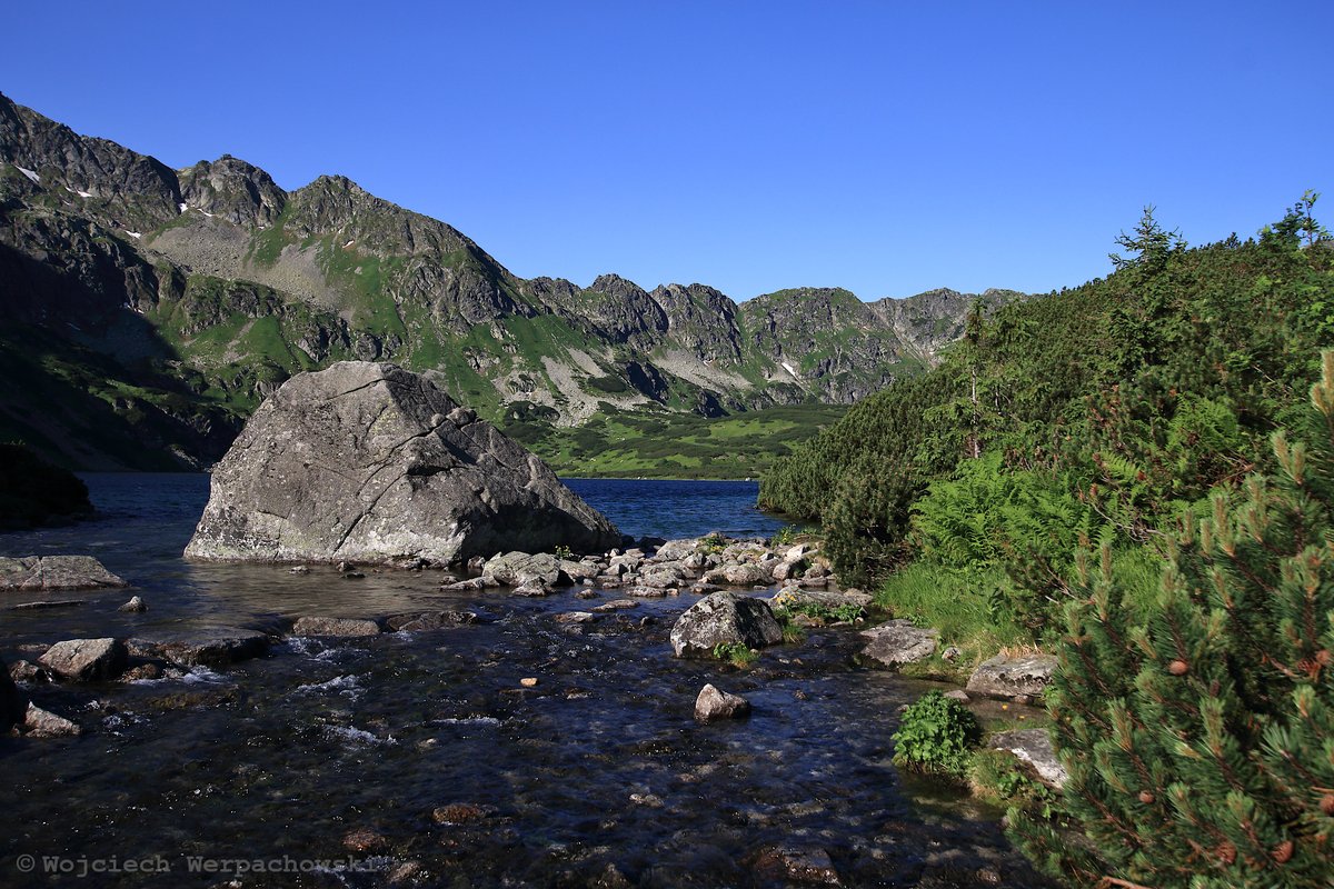 Woit_1900's tweet photo. Są takie miejsca gdzie zdjęcia same się robią...
#Woitfoci #Tatry https://t.co/owb63bKIER